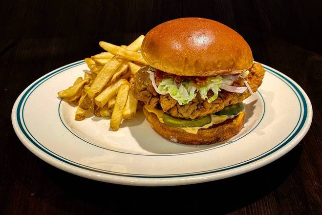 Order Buttermilk Fried Chicken Sandwich food online from Daily Grill store, Houston on bringmethat.com
