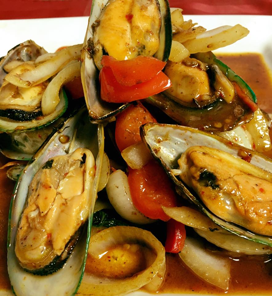 Order CF9. Basil Mussels food online from Thai Shangri-La store, Old Bridge on bringmethat.com
