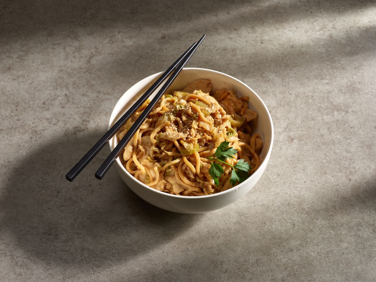 Order Chicken Lo Mein food online from China Luck store, Albuquerque on bringmethat.com