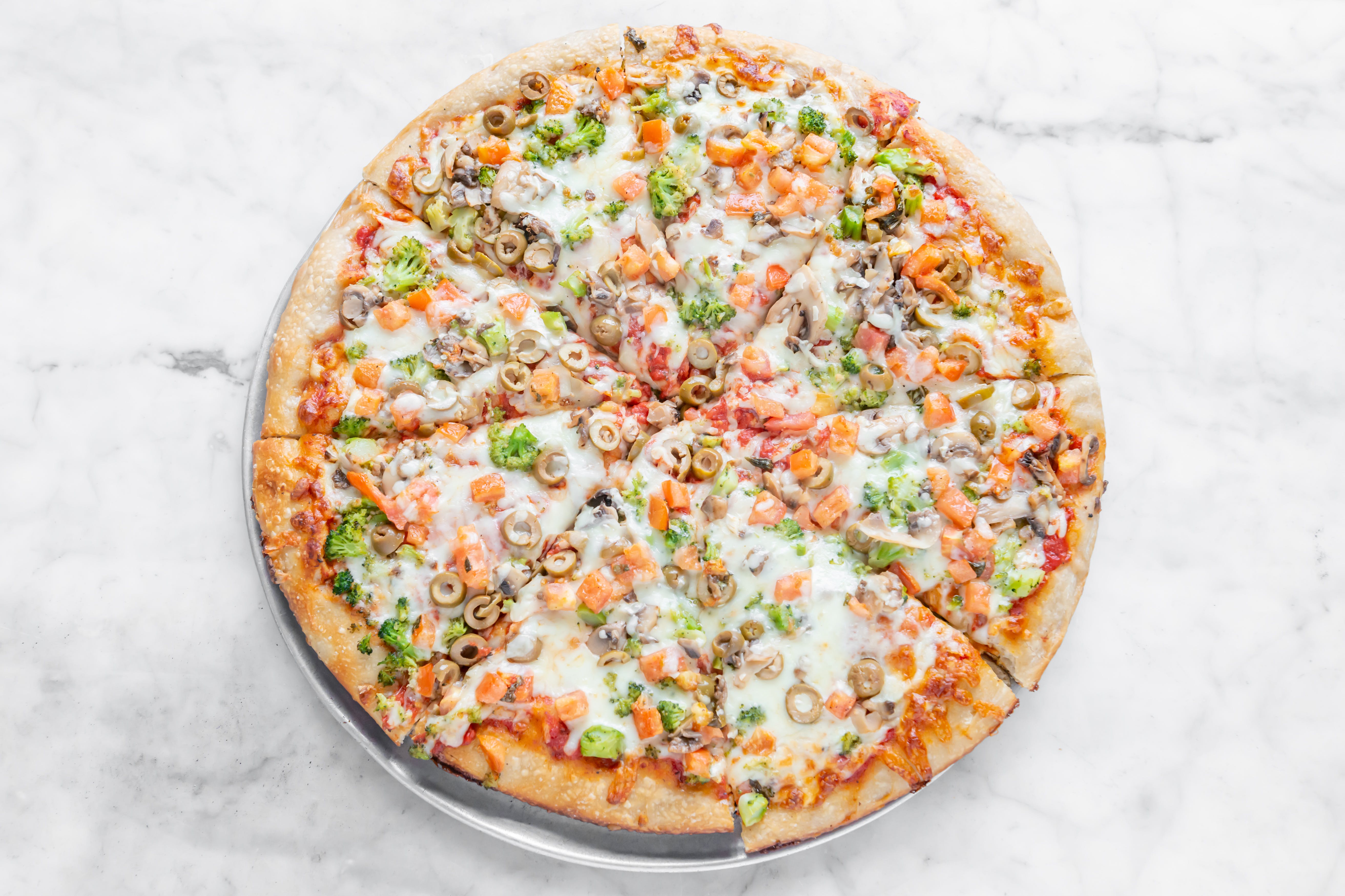 Order Veggie Pizza - Medium (6 Slices) food online from Corato pizza i catering store, Ridgewood on bringmethat.com