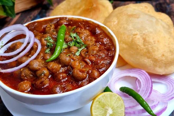 Order Channa Batura  food online from Howzatt Indo-Pak store, Houston on bringmethat.com