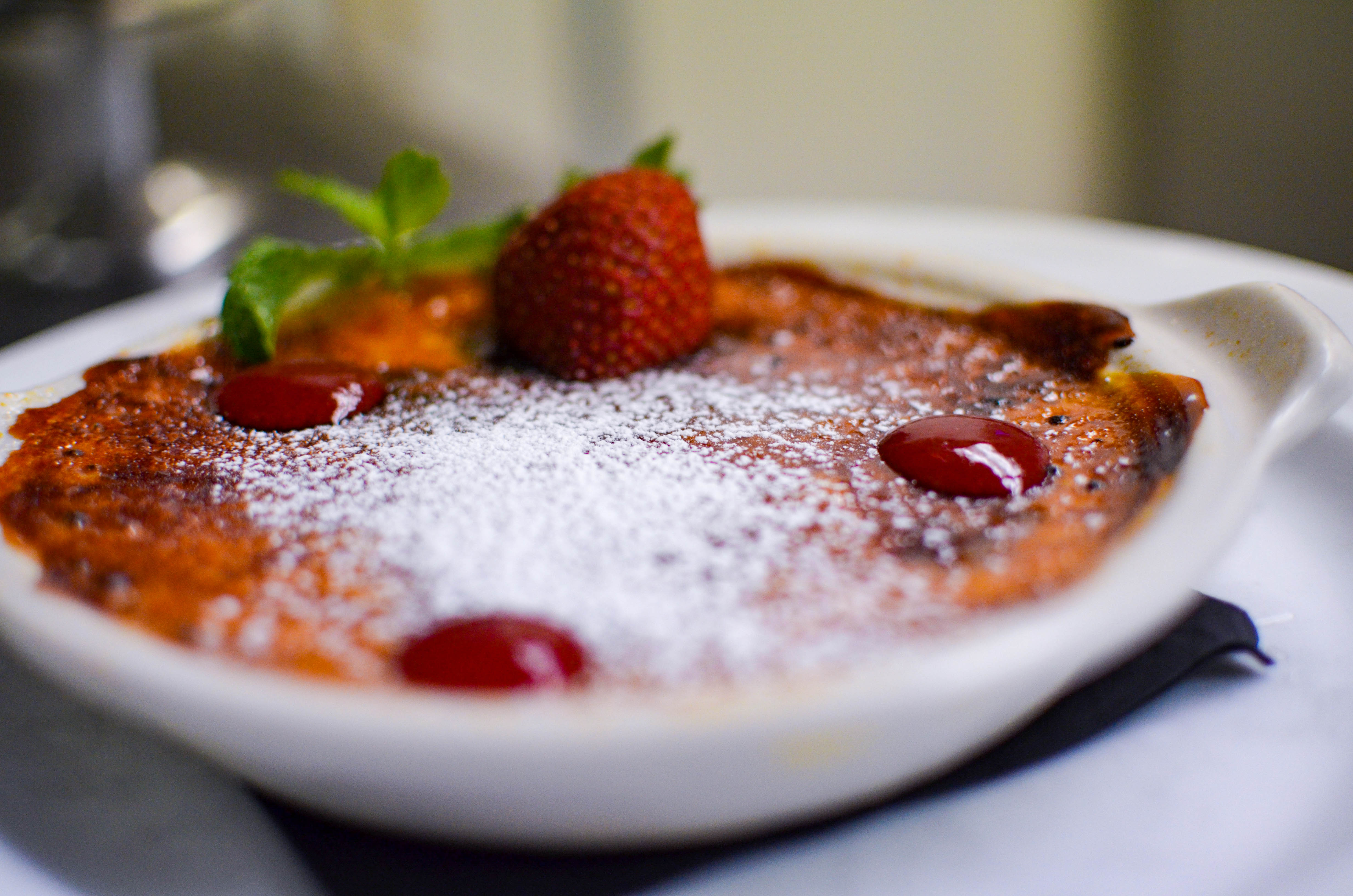 Order Creme Brulee food online from Smitty Grill store, Pasadena on bringmethat.com