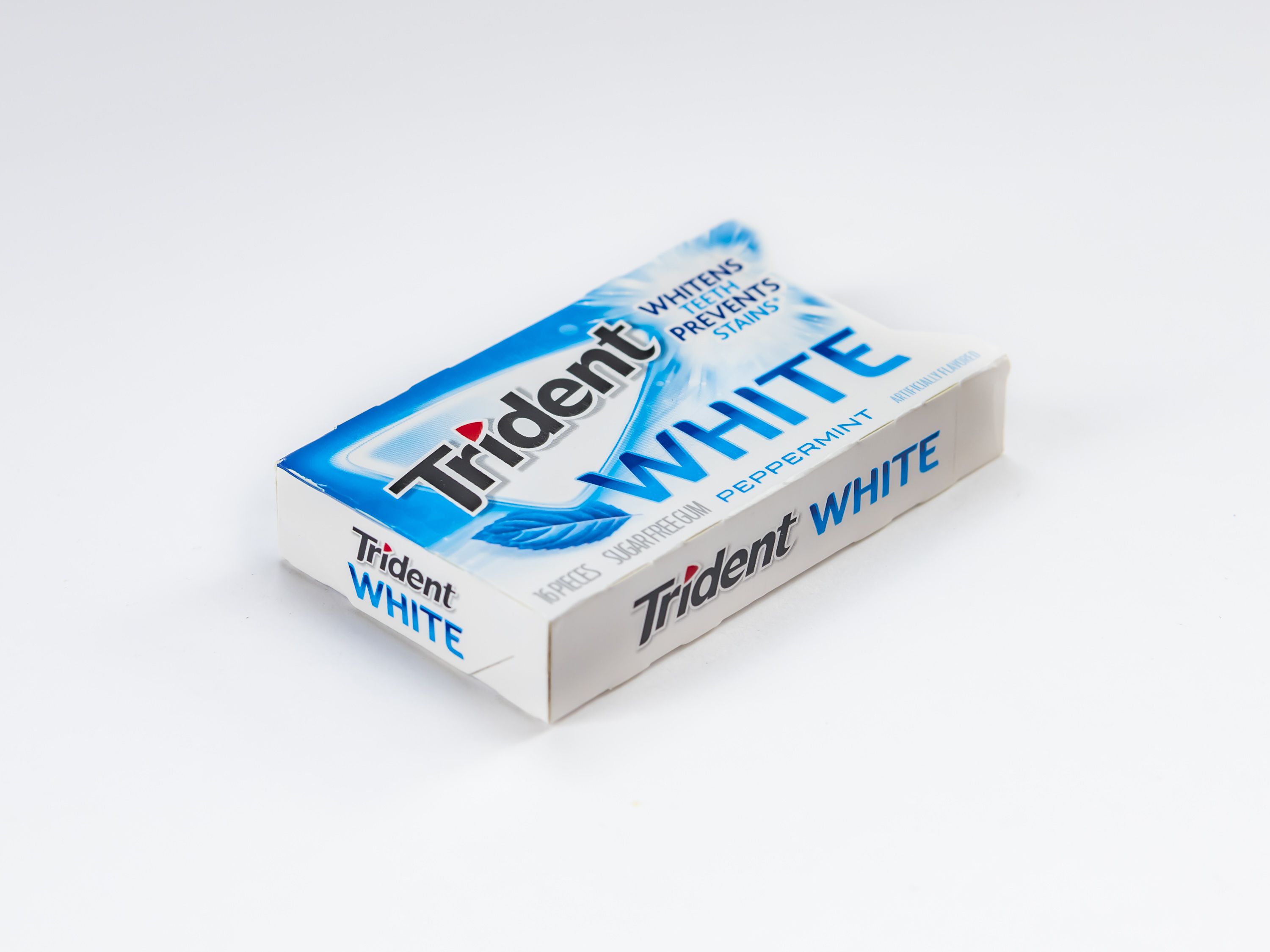 Order Trident White Splitfit Peppermint food online from Loop store, El Sobrante on bringmethat.com
