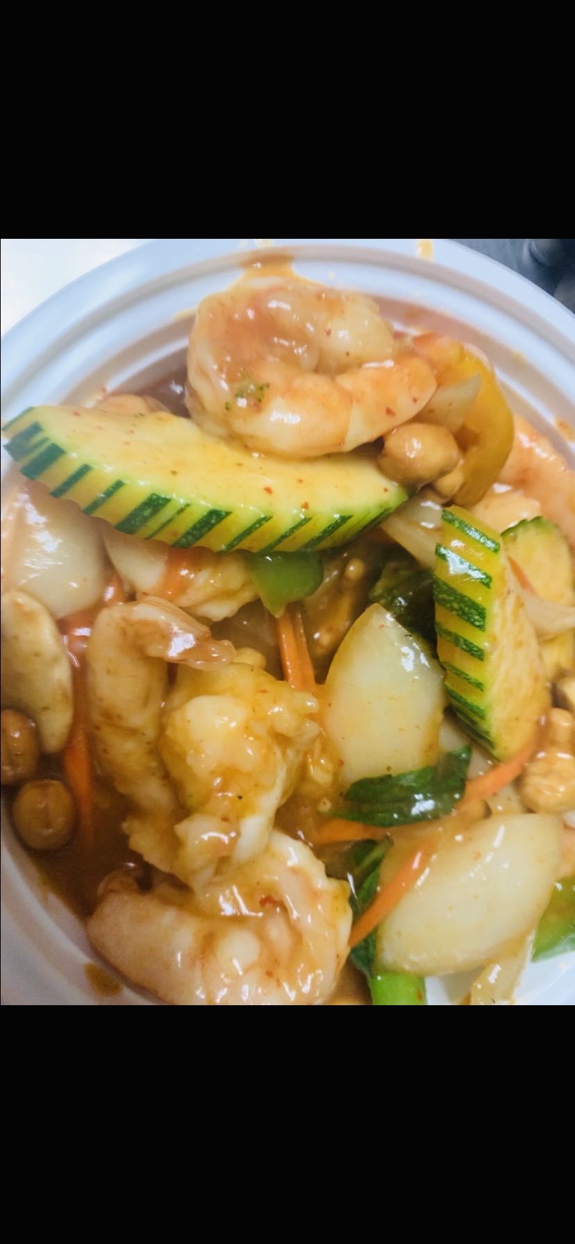 Order 10. Thai Style Cashew Shrimp food online from Golden Phoenix store, Fairport on bringmethat.com