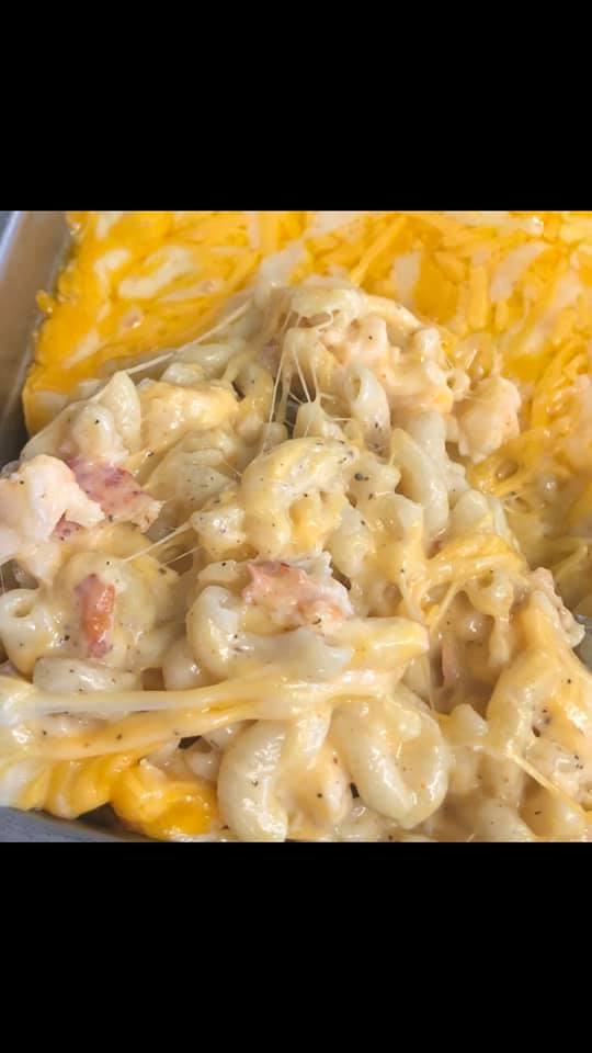 Order Mac and Cheese food online from On The Roll store, Battle Creek on bringmethat.com