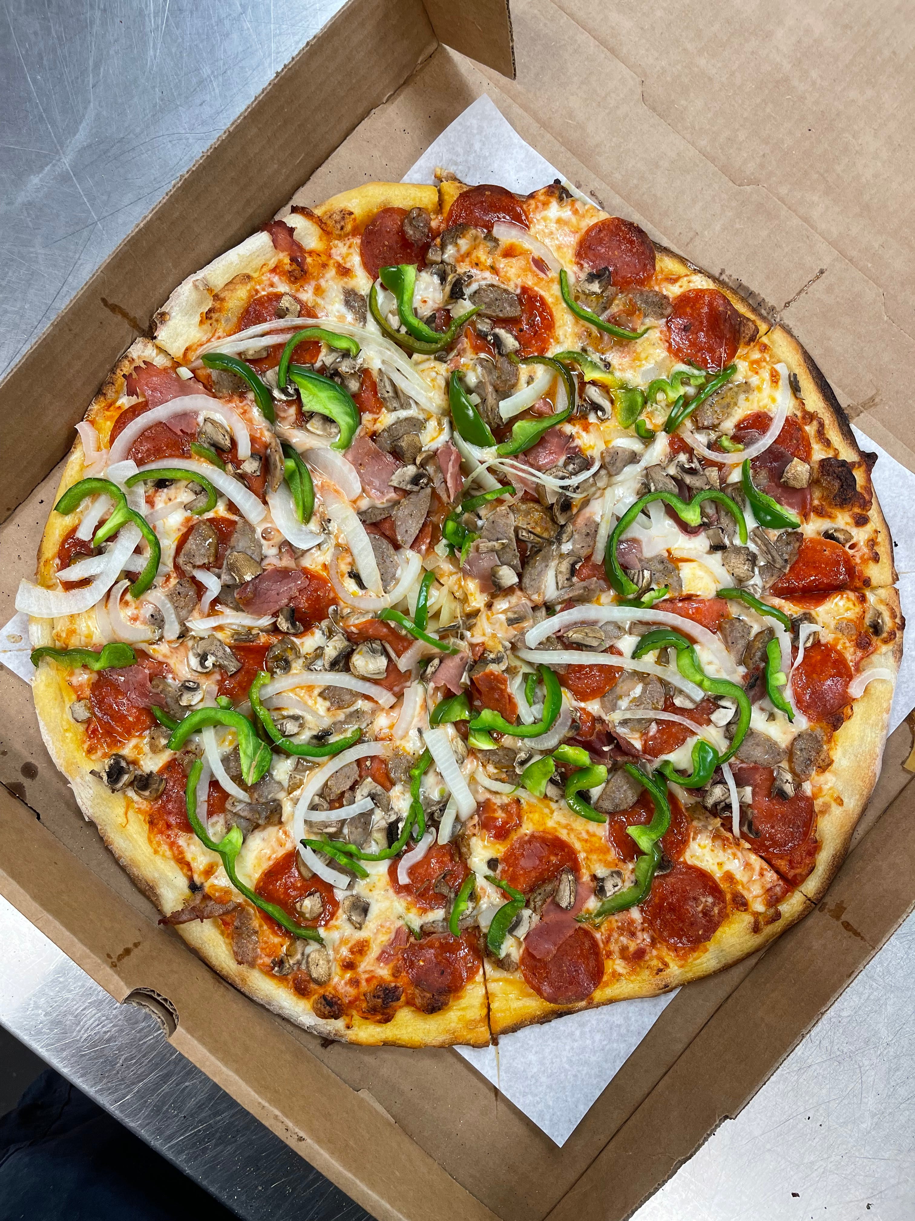 Order Dolce Supreme Pizza - Medium 10'' food online from Dolce To-Go store, Lake Havasu City on bringmethat.com