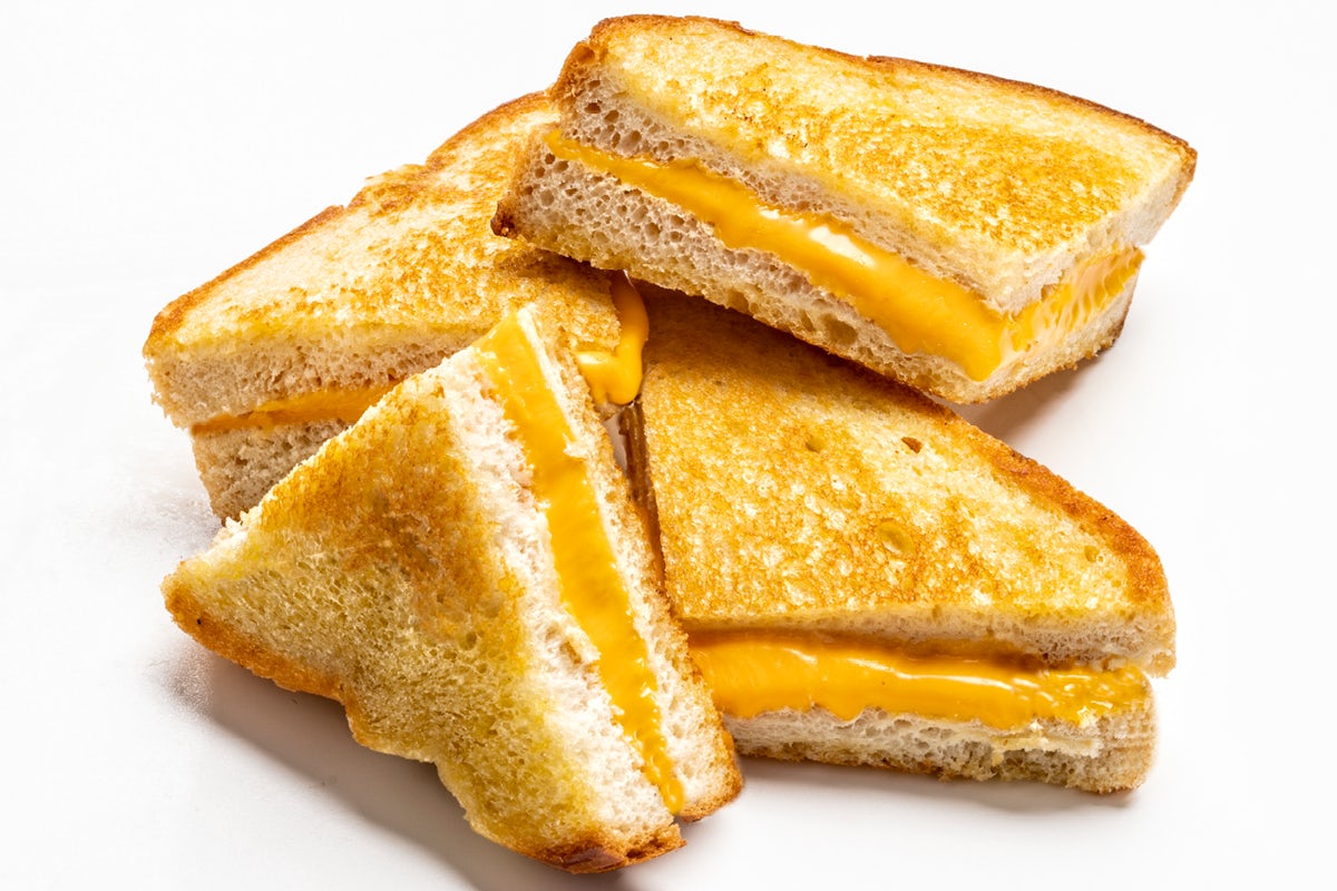 Order Kids Grilled Cheese food online from Arooga's store, Lancaster on bringmethat.com