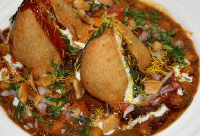 Order Samosa Chaat food online from Incredible India Cafe store, Los Angeles on bringmethat.com