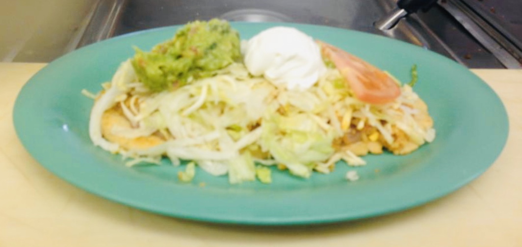 Order Veggie Huarache food online from Taqueria Mixteca store, Dayton on bringmethat.com