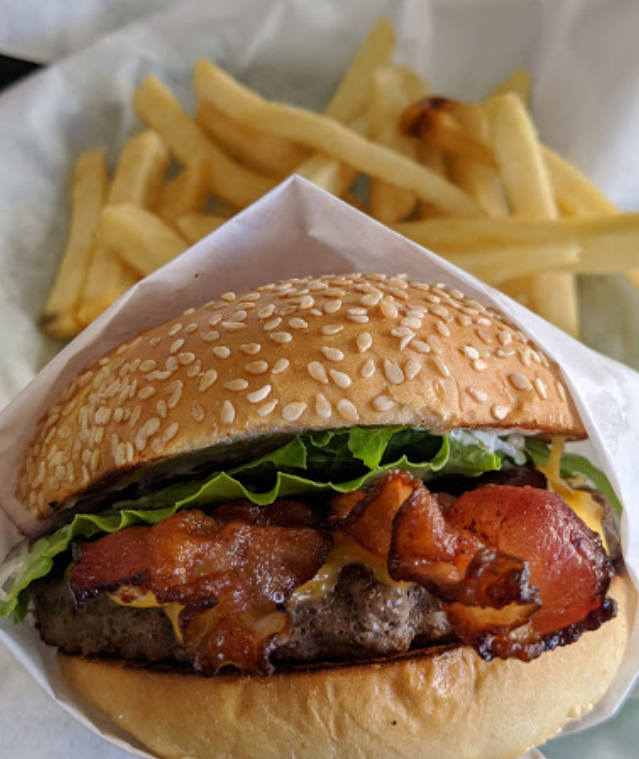 Order Bacon Burger food online from Pete's Deli & Cafe store, San Francisco on bringmethat.com