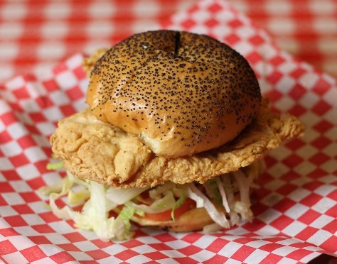 Order Grilled Chicken Sandwich food online from Chips Old Fashioned Hamburgers store, Dallas on bringmethat.com