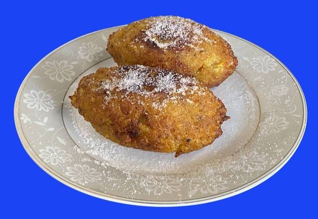 Order Fried Platain Empanadas with sweet cream Filling food online from Sabrositas Pupusas store, Los Angeles on bringmethat.com