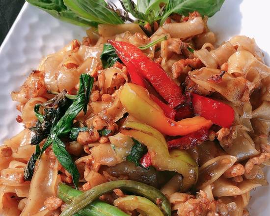 Order Pad Kee Mao food online from The Thonglor store, San Francisco on bringmethat.com