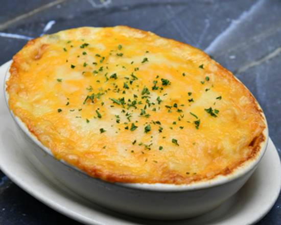 Order Smoked Gouda & Bacon Au Gratin Potatoes food online from Morton The Steakhouse store, Louisville on bringmethat.com