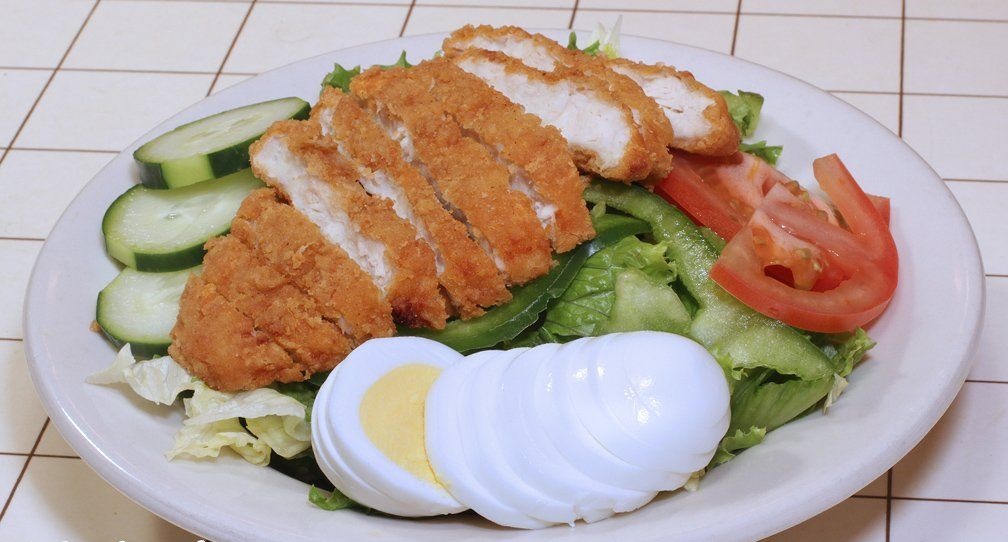 Order Crispy Chicken Salad food online from Papas Pizza Place store, Woodridge on bringmethat.com