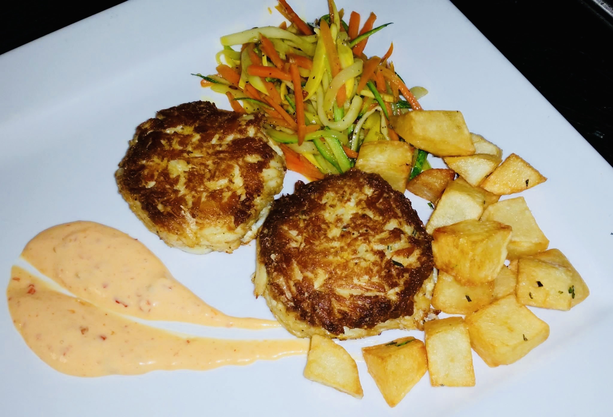 Order Crab Cakes food online from Chris Pizza store, Clifton on bringmethat.com