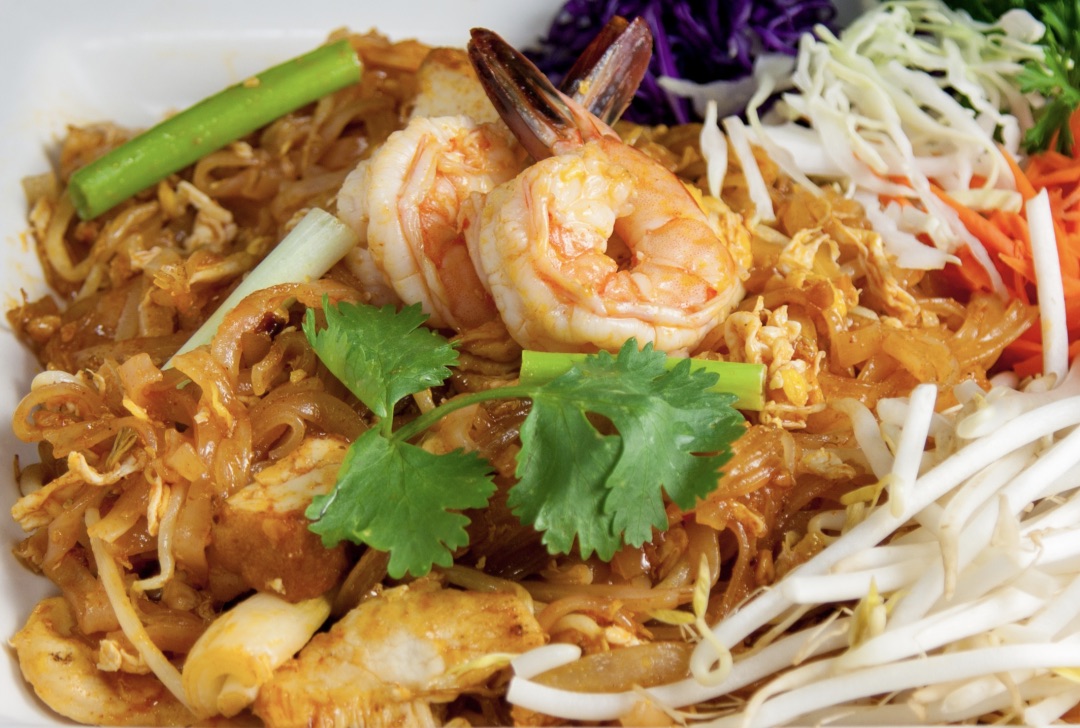 Order Pad Thai Noodle food online from Lanna Thai Cuisine store, San Diego on bringmethat.com