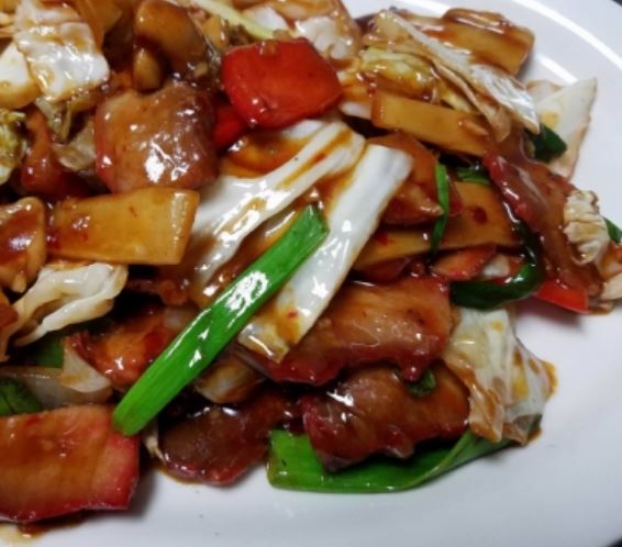 Order F5. Twice Cooked Pork food online from China Island Asian Grill store, Flower Mound on bringmethat.com