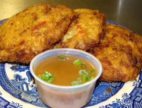Order 69. Chicken Egg Foo Young 鸡蓉蛋 food online from Crystal Jade Chinese Restaurant  store, Saint Paul on bringmethat.com