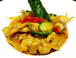 Order Malaysian Panang Curry Chicken food online from Royal Stix Restaurant store, Fayetteville on bringmethat.com