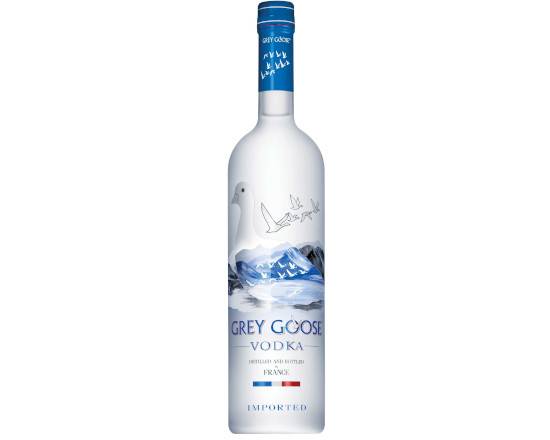 Order Grey Goose, 750mL vodka (40.0% ABV) food online from Babaro Liquor Store store, Peabody on bringmethat.com