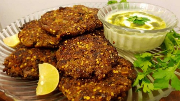 Order Chappli Kabab with Rice food online from Apna Bazaar store, Columbus on bringmethat.com