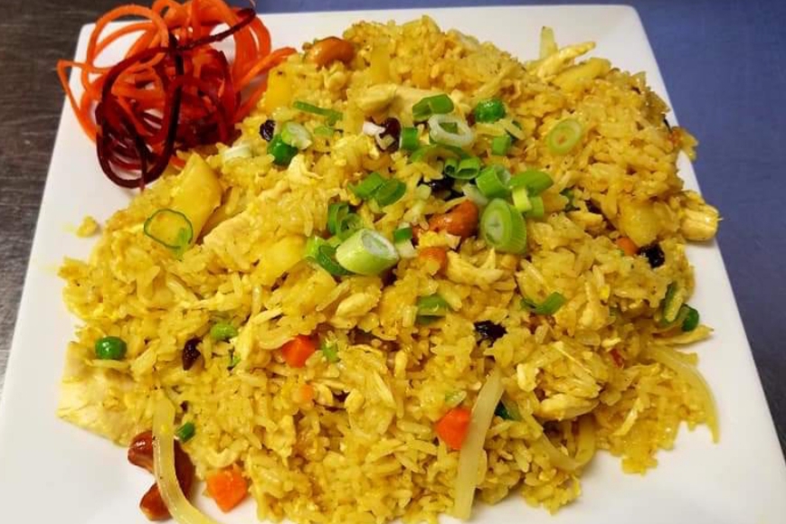 Order FR3. Thai Pineapple Fried Rice food online from Kin Thai store, High Point on bringmethat.com