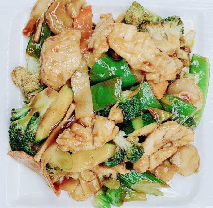 Order CH1. Szechuan Chicken Dinner food online from Pho Saigon store, Youngstown on bringmethat.com