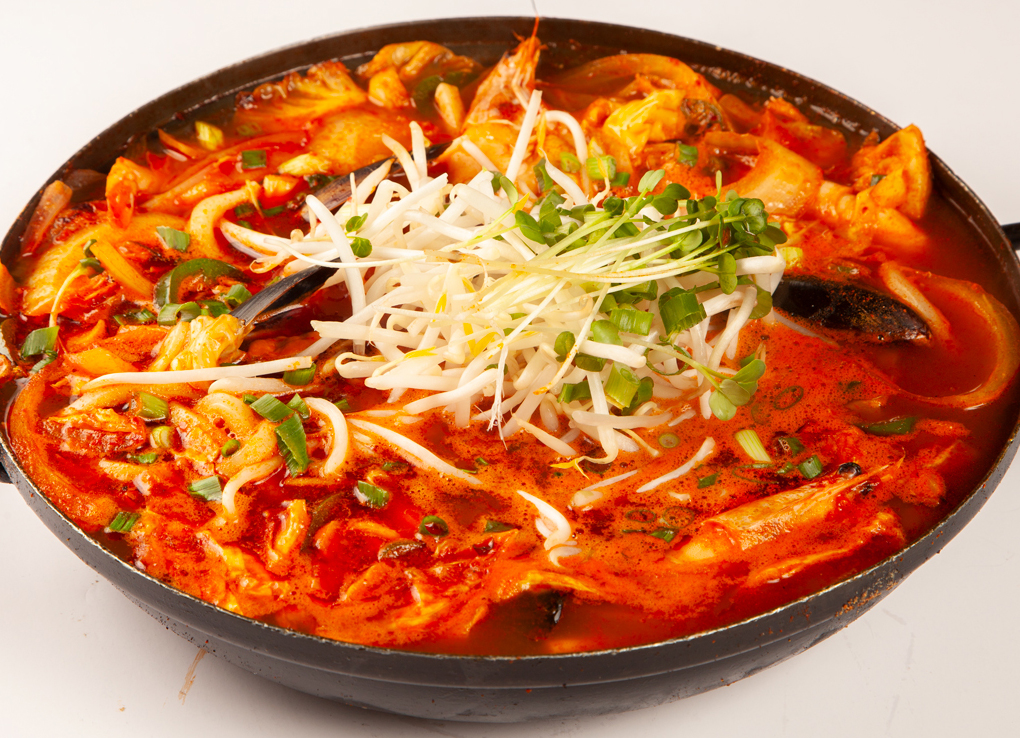 Order Spicy Seafood Soup  food online from Azit store, Oakland on bringmethat.com