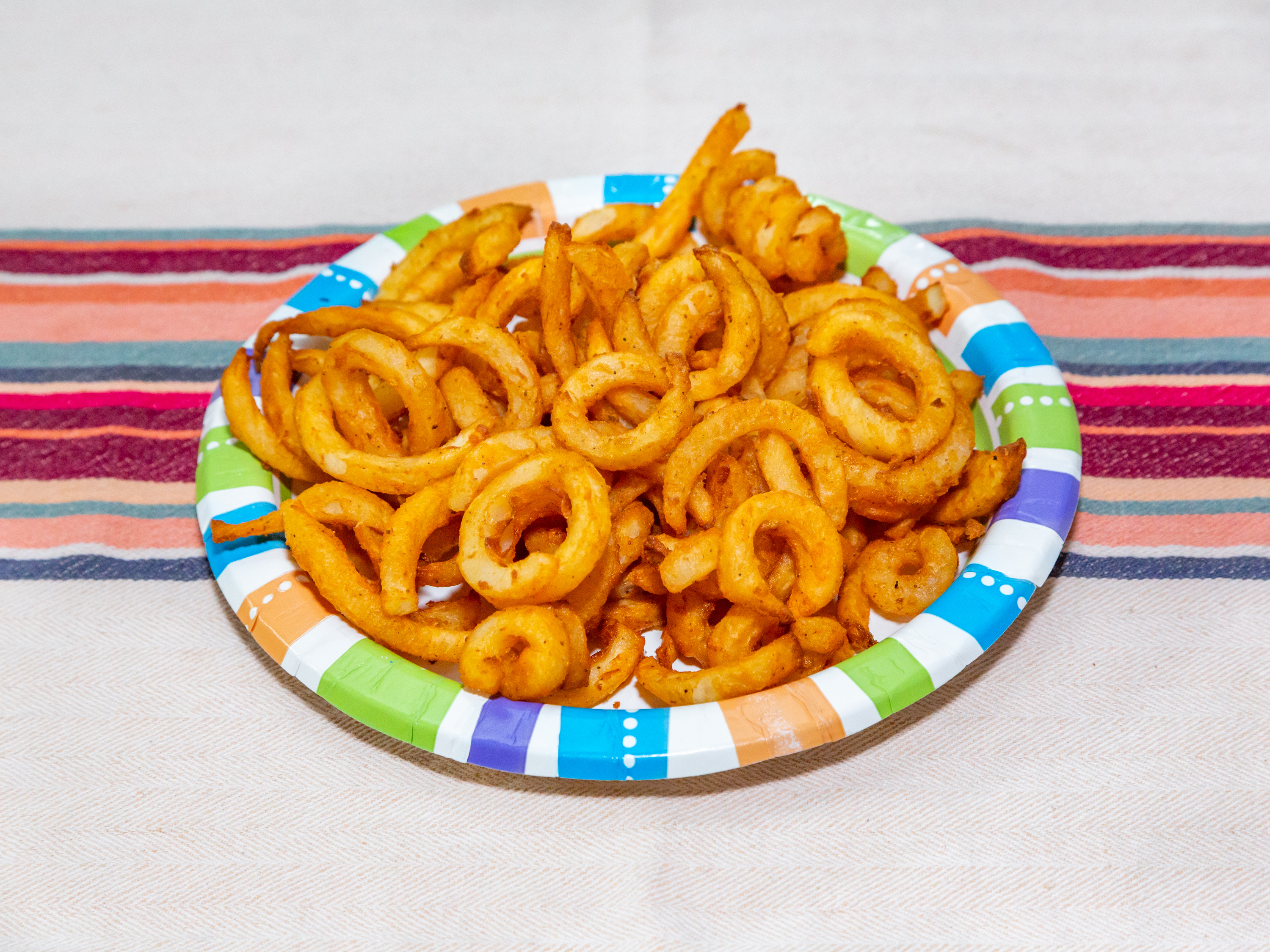Order Curry Fries food online from Frelinghuysen Deli store, Newark on bringmethat.com