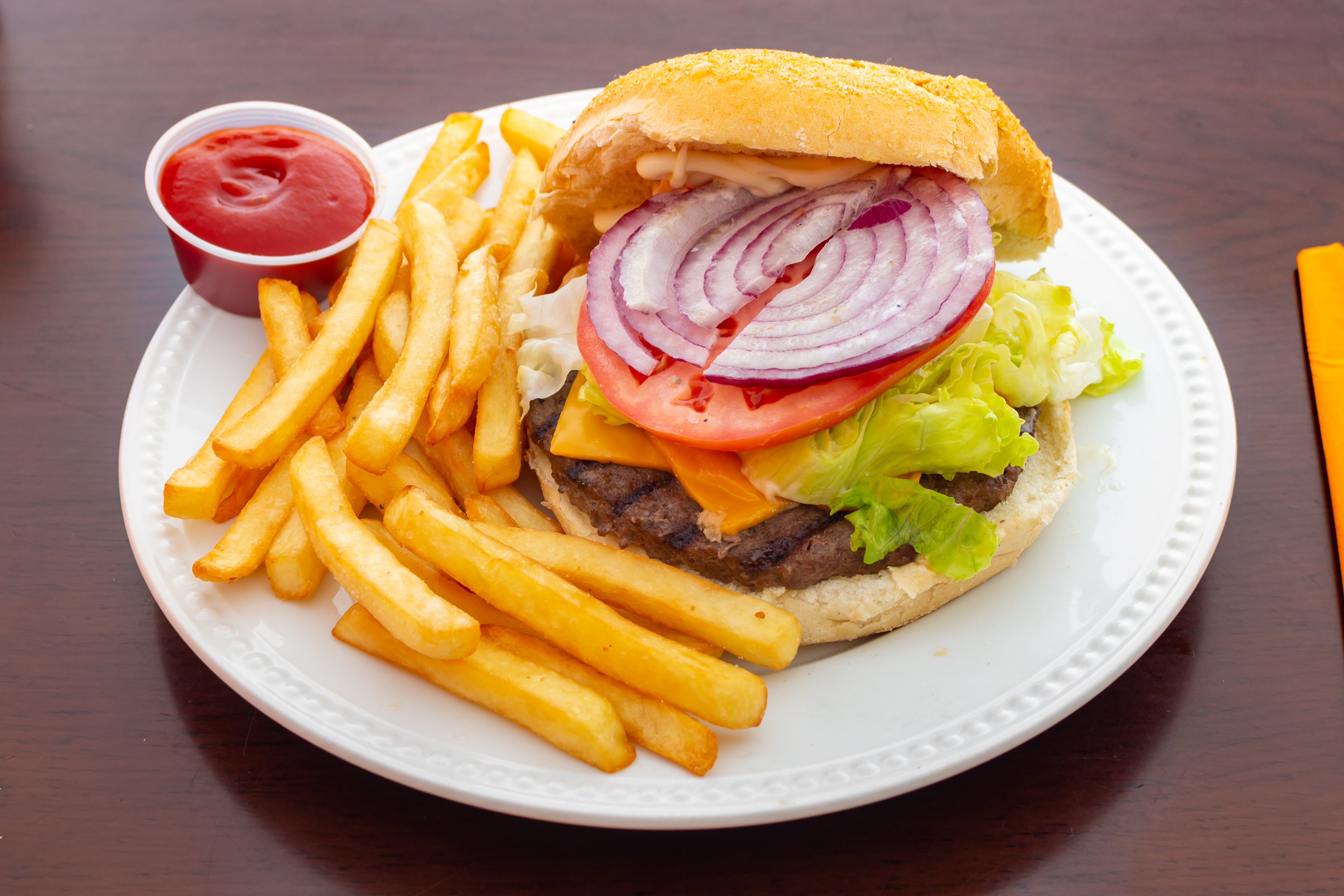 Order Cheeseburger Deluxe - Burger food online from Sole Pizzeria & Restaurant store, North Bergen on bringmethat.com