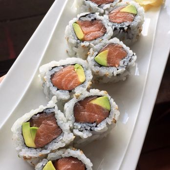 Order Salmon and Avocado Roll food online from Blowfish Contemporary Sushi store, Chicago on bringmethat.com