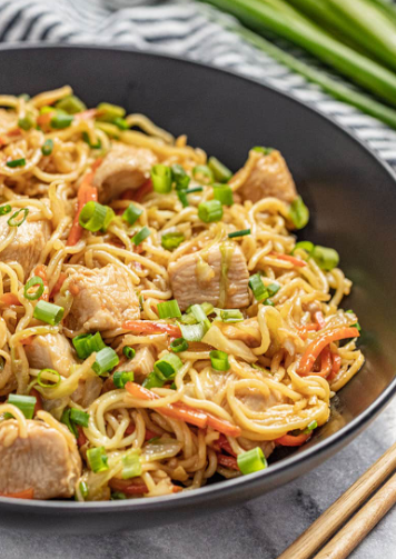 Order White Meat Chicken Chow Mein food online from China Wok store, Cypress on bringmethat.com