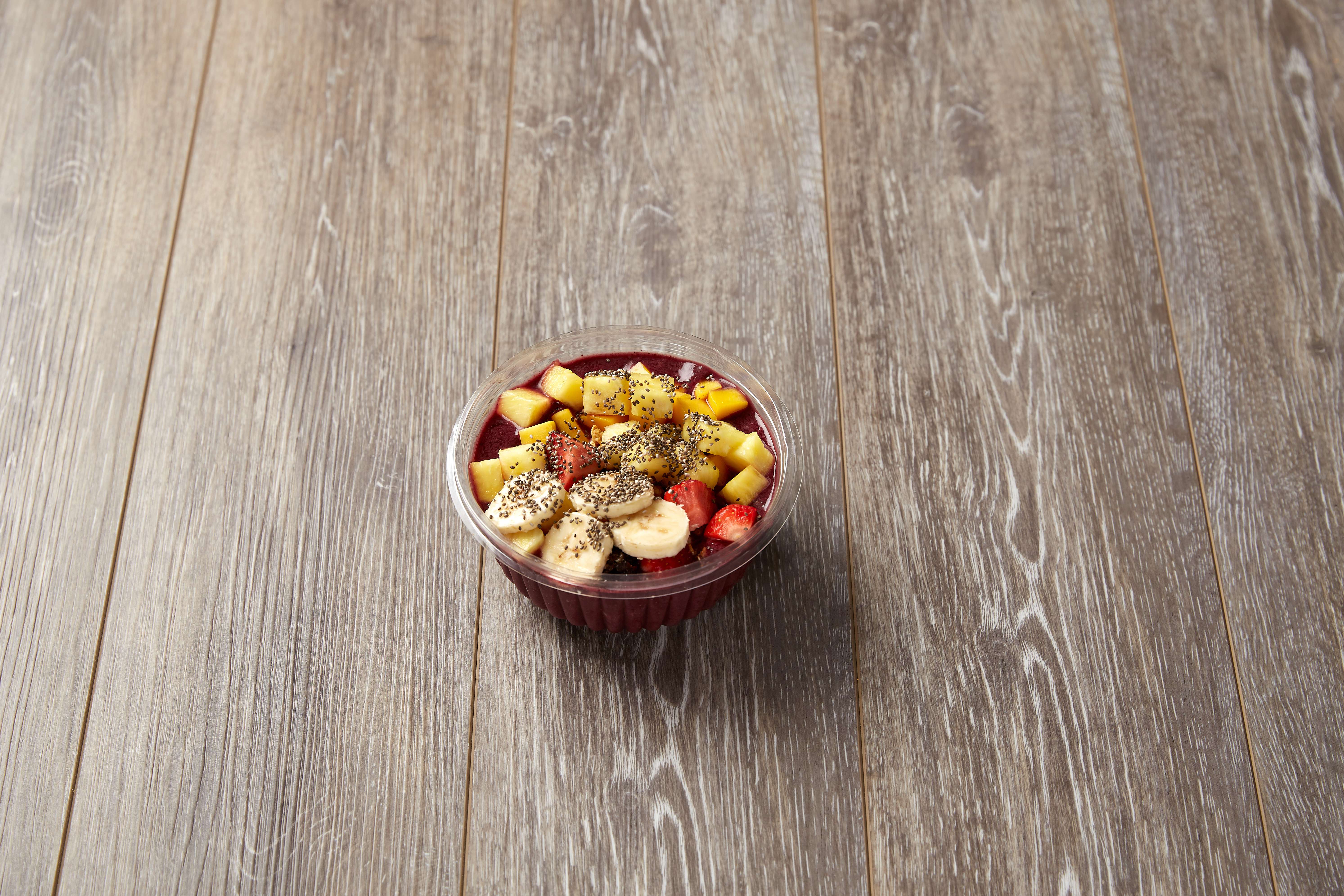 Order The Classic Acai Bowl food online from Jupioca juice bar & smoothies store, New York on bringmethat.com