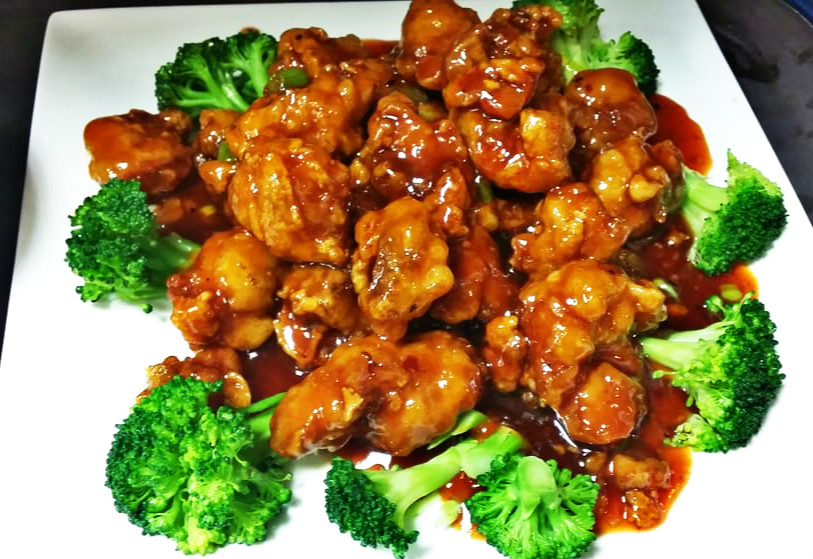 Order General Tso's Chicken food online from Red house store, New York on bringmethat.com