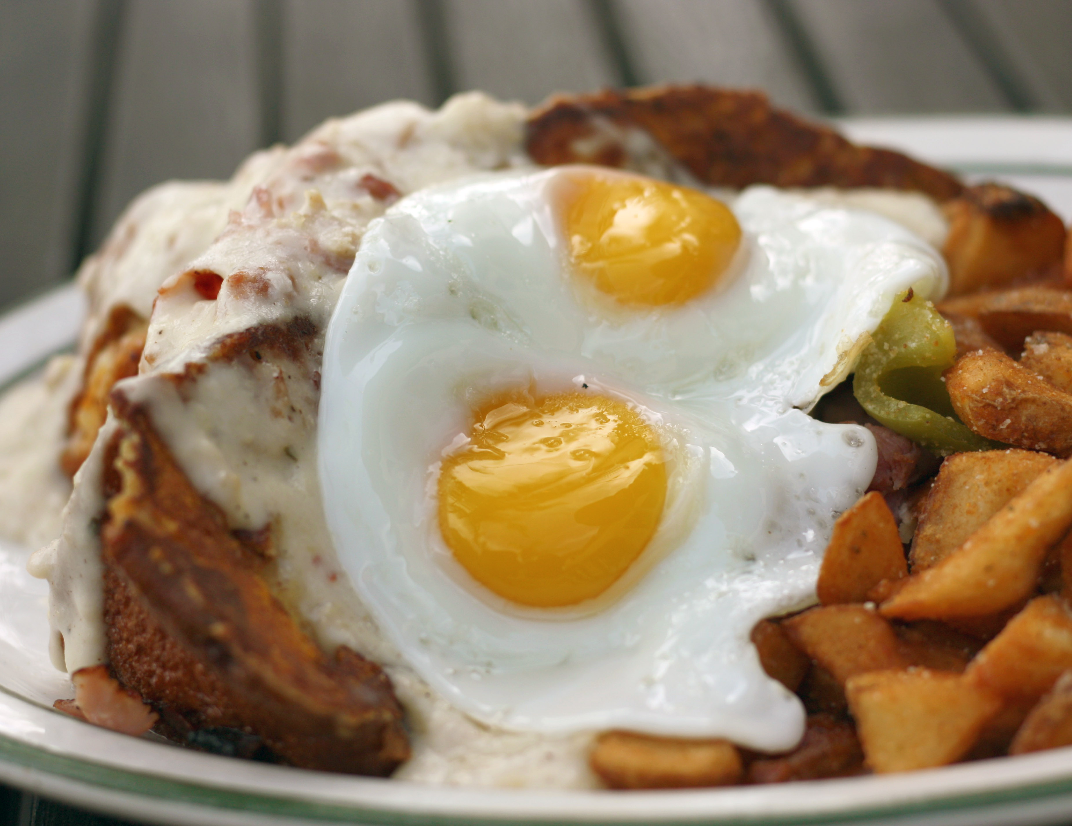 Order Lori's Croque Madame food online from Mama Comfort Food & Cocktails store, Los Alamitos on bringmethat.com