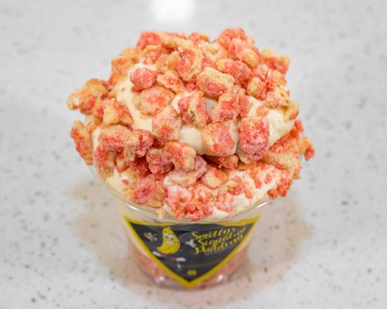 Order Strawberry Crunch Pudding food online from Smitty’s Signature Pudding store, Gardena on bringmethat.com