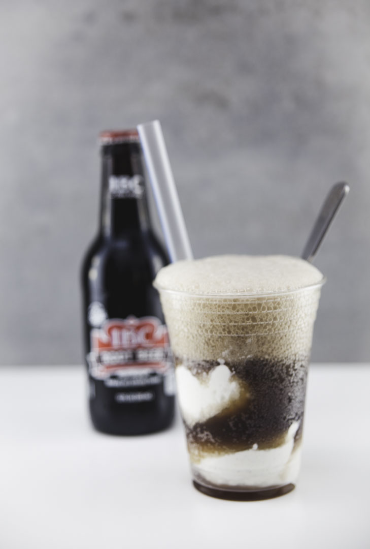 Order Ice Cream Float food online from Over The Moon store, San Francisco on bringmethat.com