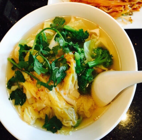 Order Exotic Wonton Soup food online from Exotic Thai Cafe store, Newbury Park on bringmethat.com