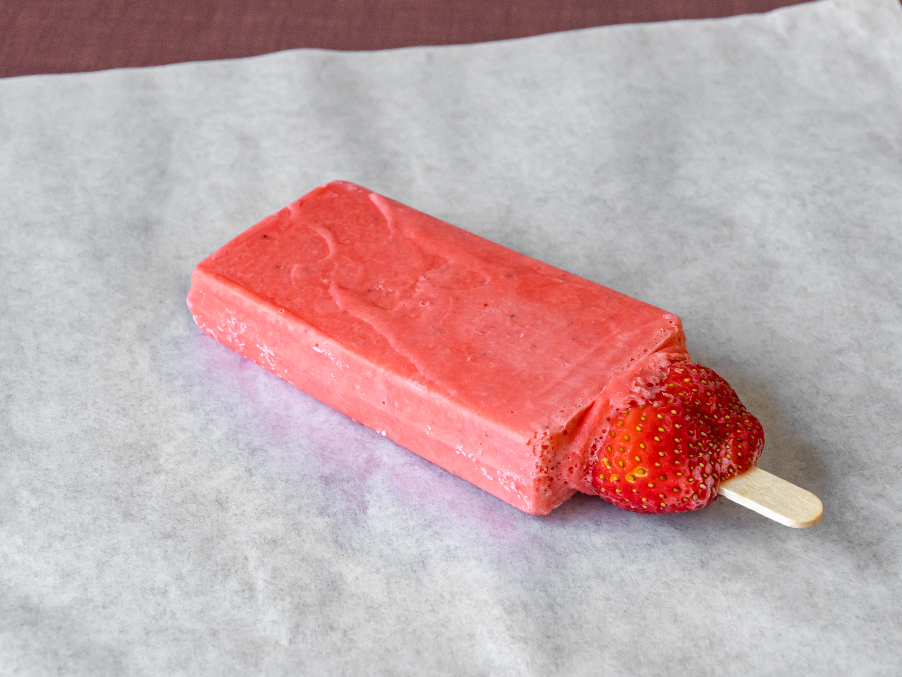 Order Strawberry Popsicle food online from Michoacana Alhambra store, Alhambra on bringmethat.com