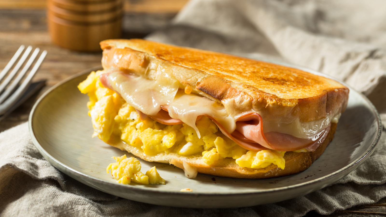 Order Ham, Egg and Cheese Breakfast Sandwich food online from The Breakfast Dream store, San Diego on bringmethat.com