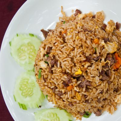 Order 22. Beef Fried Rice food online from Jade Express Chinese Restaurant store, Shreveport on bringmethat.com