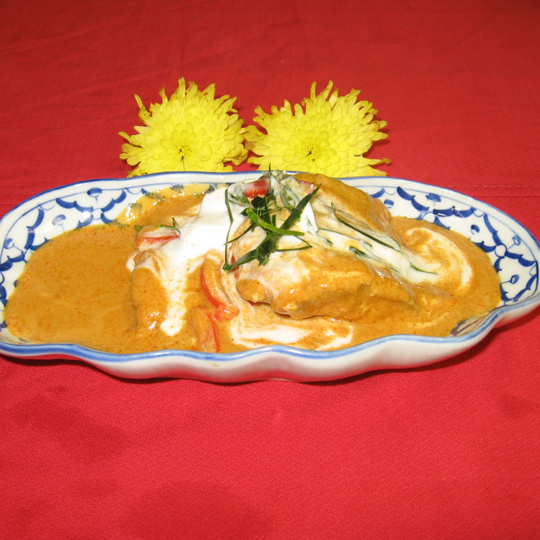 Order Salmon Panang Curry food online from The Thai House store, Las Vegas on bringmethat.com