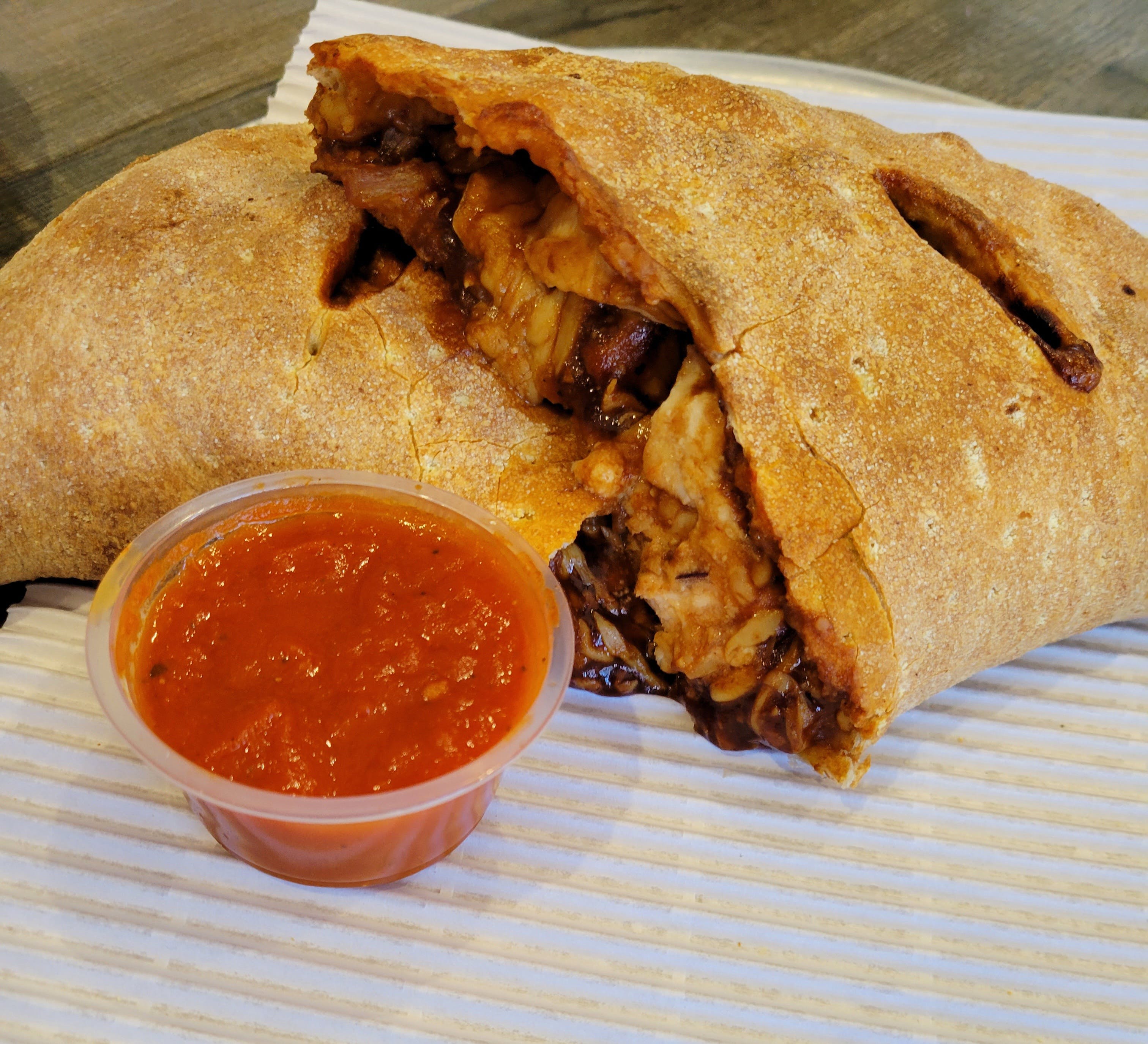 Order BBQ Chicken Calzone - Calzone food online from Slash pizza store, Glendale on bringmethat.com