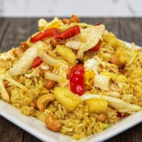 Order Pineapple Fried Rice food online from Rice By Mama 2 store, Ventura on bringmethat.com