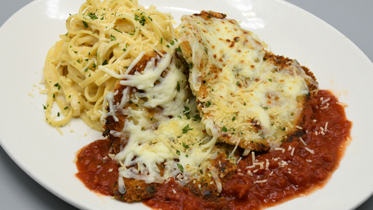 Order Chicken Parmesan food online from Mitchell's Fish Market store, Livonia on bringmethat.com