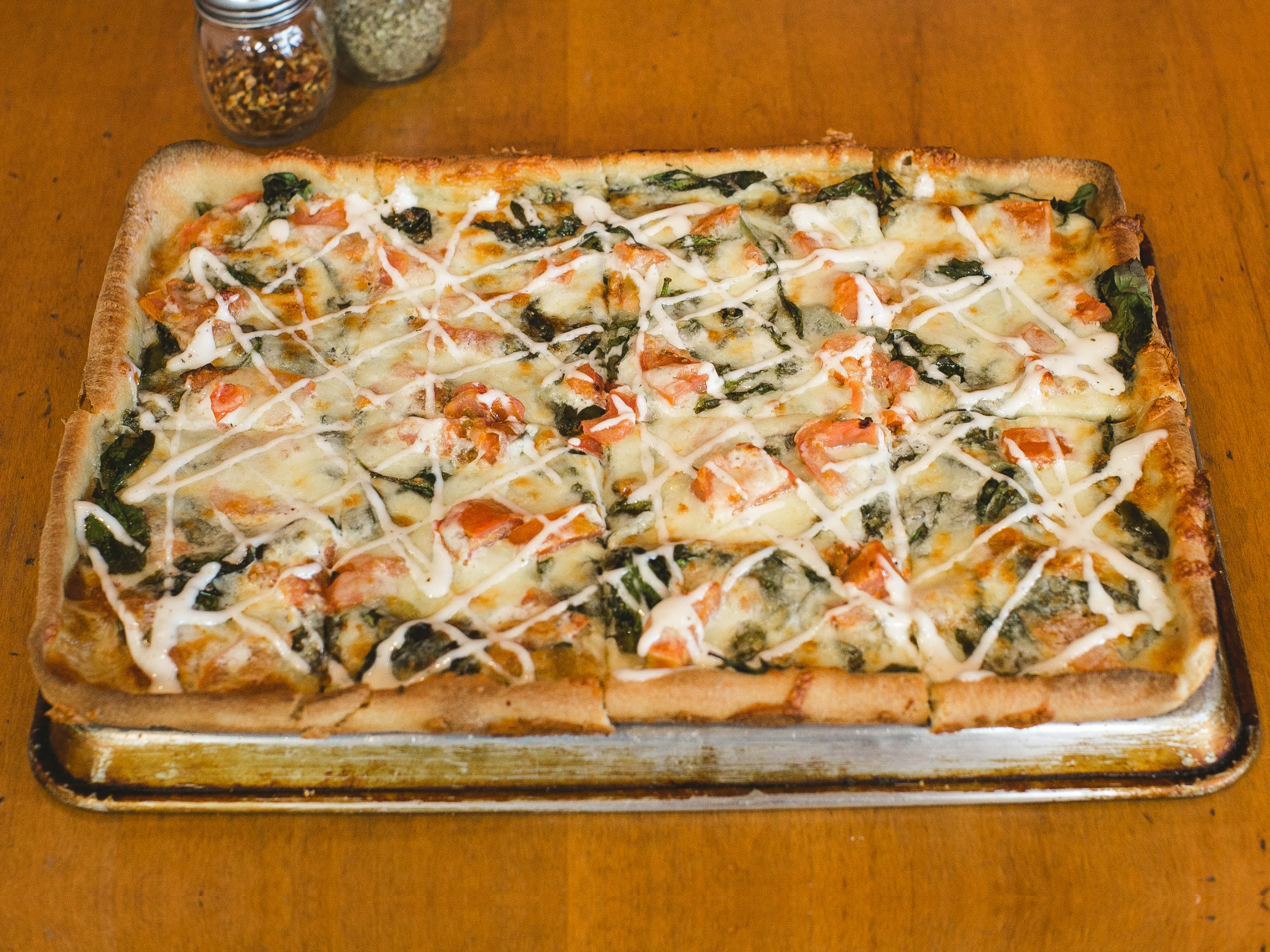 Order California Spinach Artisan Pan Pizza food online from Gennaro's Pizza store, Pottstown on bringmethat.com