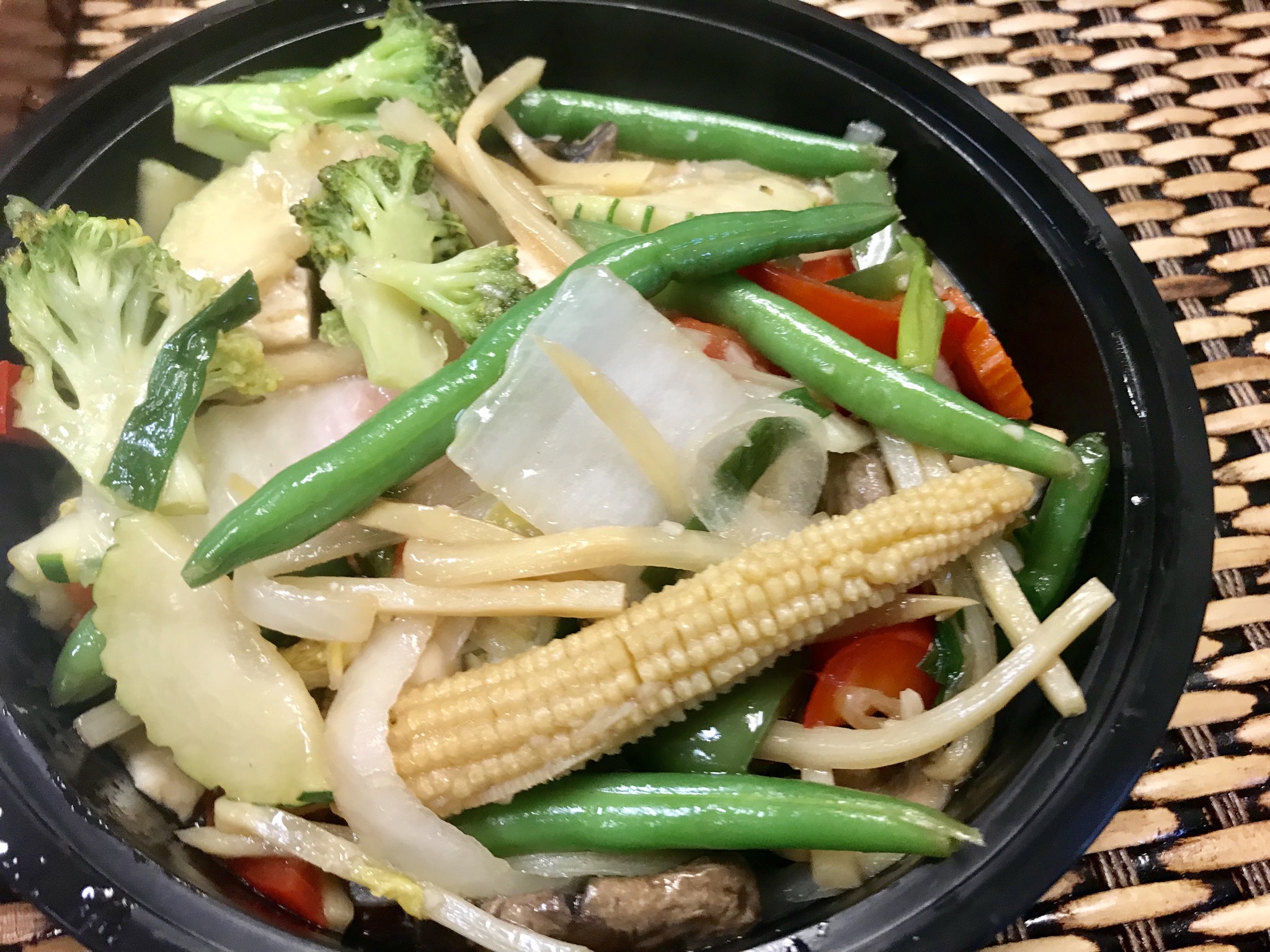 Order Green Garden food online from Yummy Thai store, Buffalo on bringmethat.com