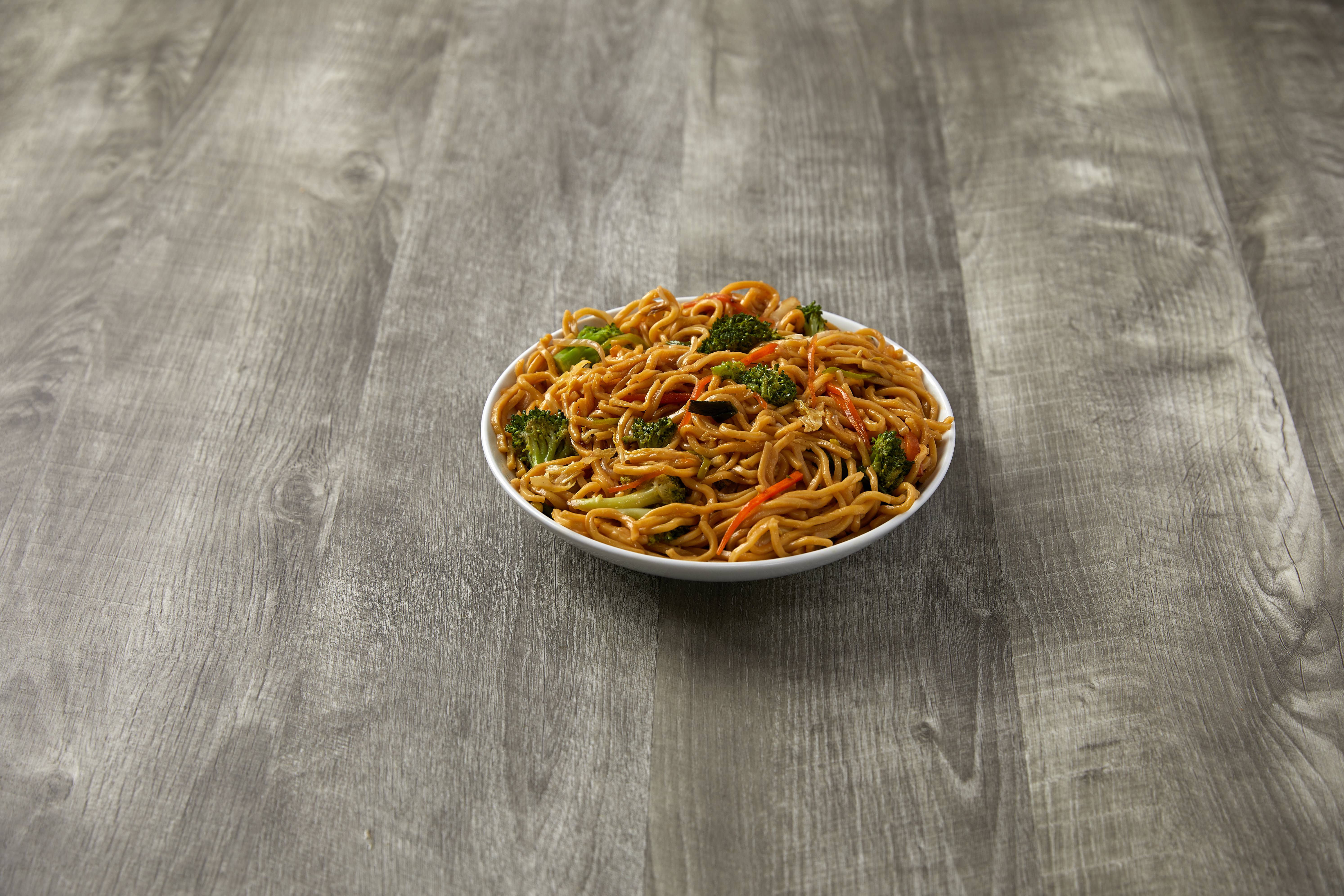 Order 65. Vegetable Lo Mein food online from Asia On The Parkway store, Philadelphia on bringmethat.com
