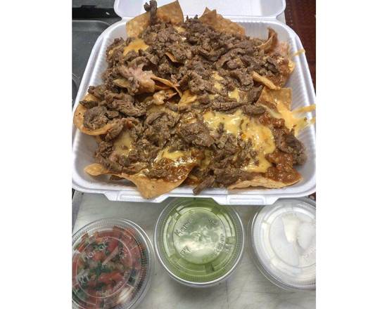 Order Nachos Supreme food online from Melo Burger store, Inglewood on bringmethat.com